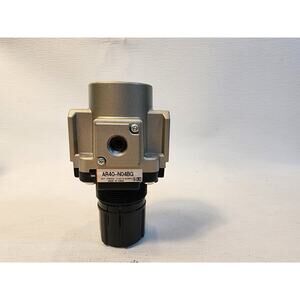 SMC AR40-N04BG AR Mass Flow Regulator, 1/2" Port NPT, 1/4" Gauge NPT